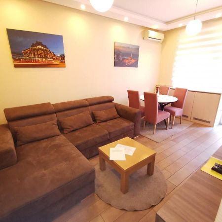 1A Moment Apartment Belgrad Exteriör bild