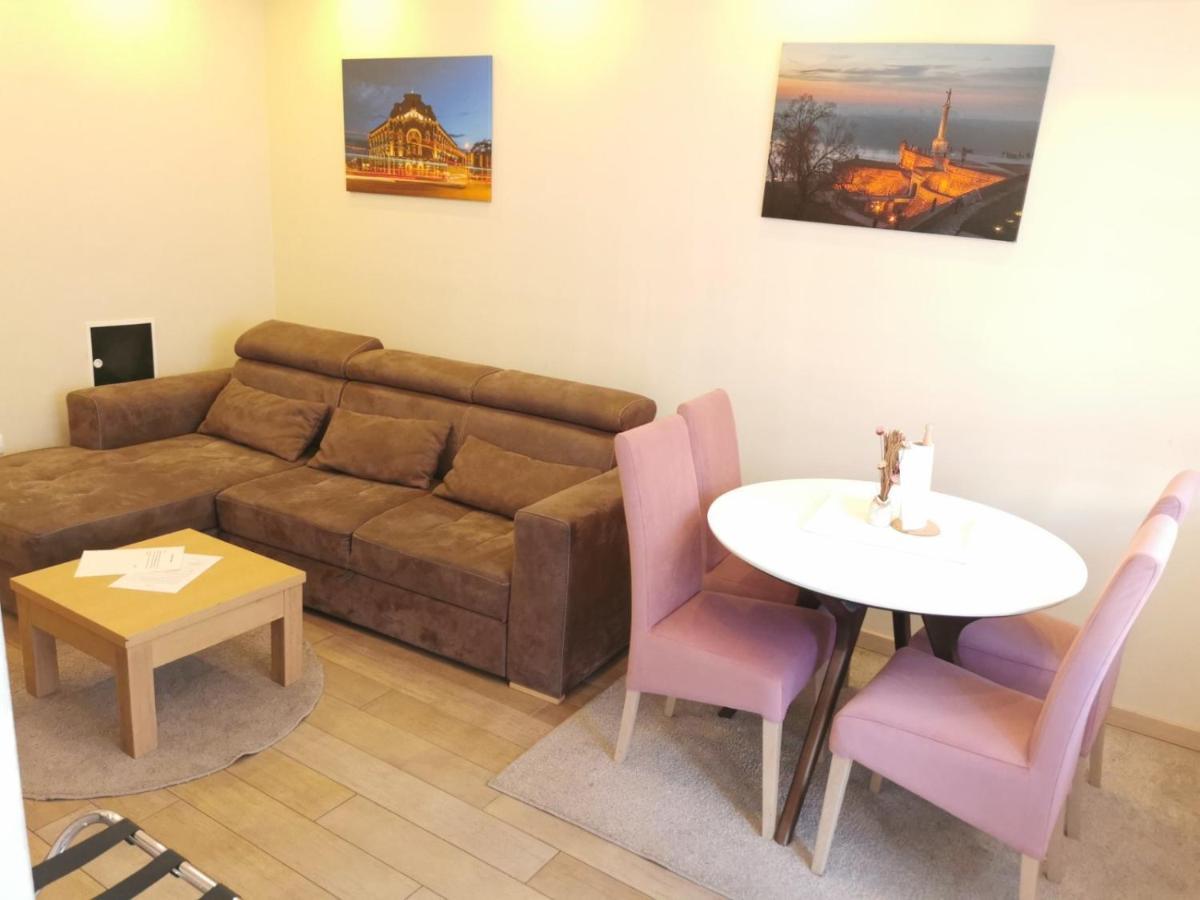 1A Moment Apartment Belgrad Exteriör bild