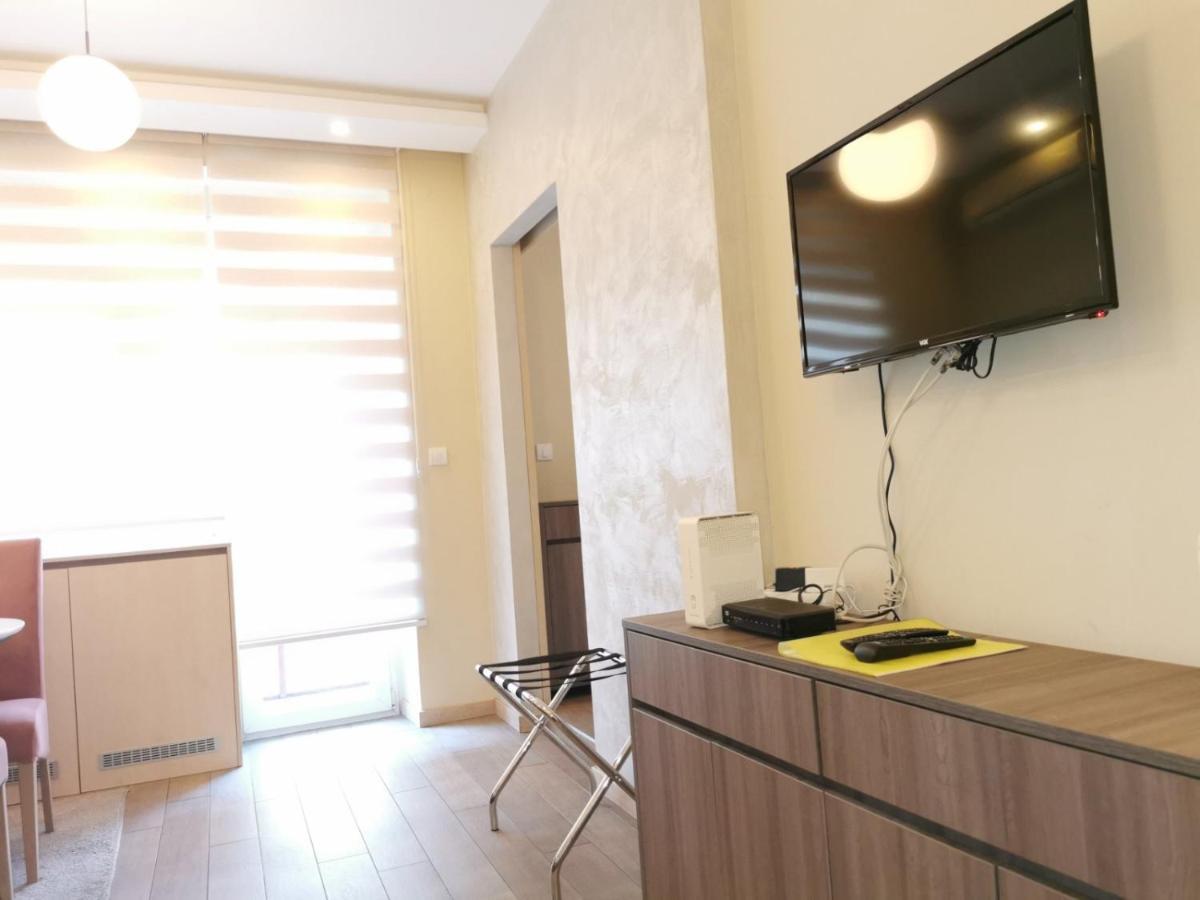 1A Moment Apartment Belgrad Exteriör bild