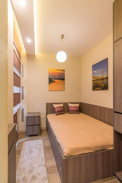 1A Moment Apartment Belgrad Exteriör bild