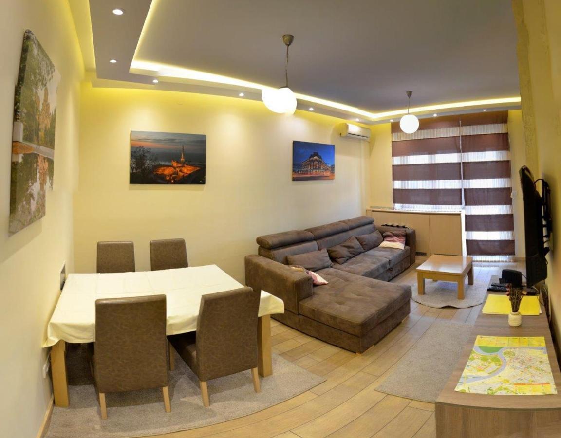1A Moment Apartment Belgrad Exteriör bild